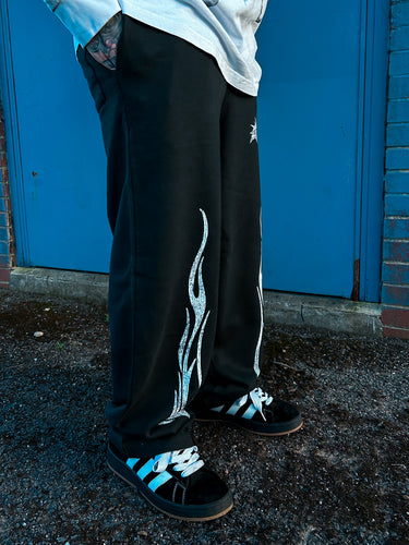 FLAME BAGGY SWEATPANTS | VINTAGE BLACK