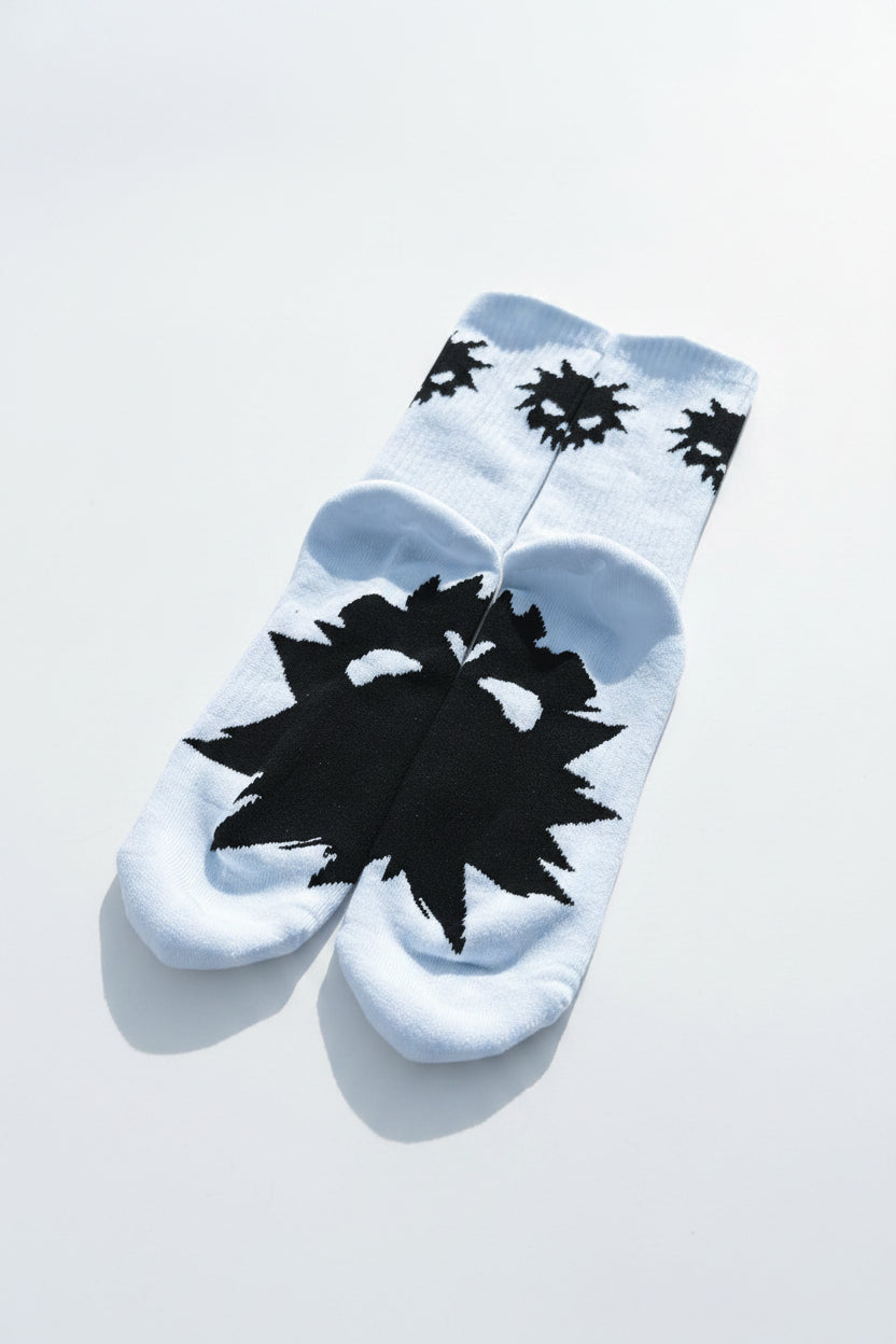 SKULLY SOCKS WHITE